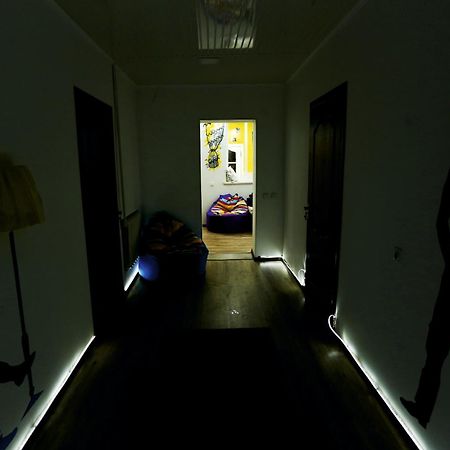 Interhouse Karakol Hostel Buitenkant foto